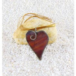 Üveg medál - barna, szív alakú, 4x6 cm